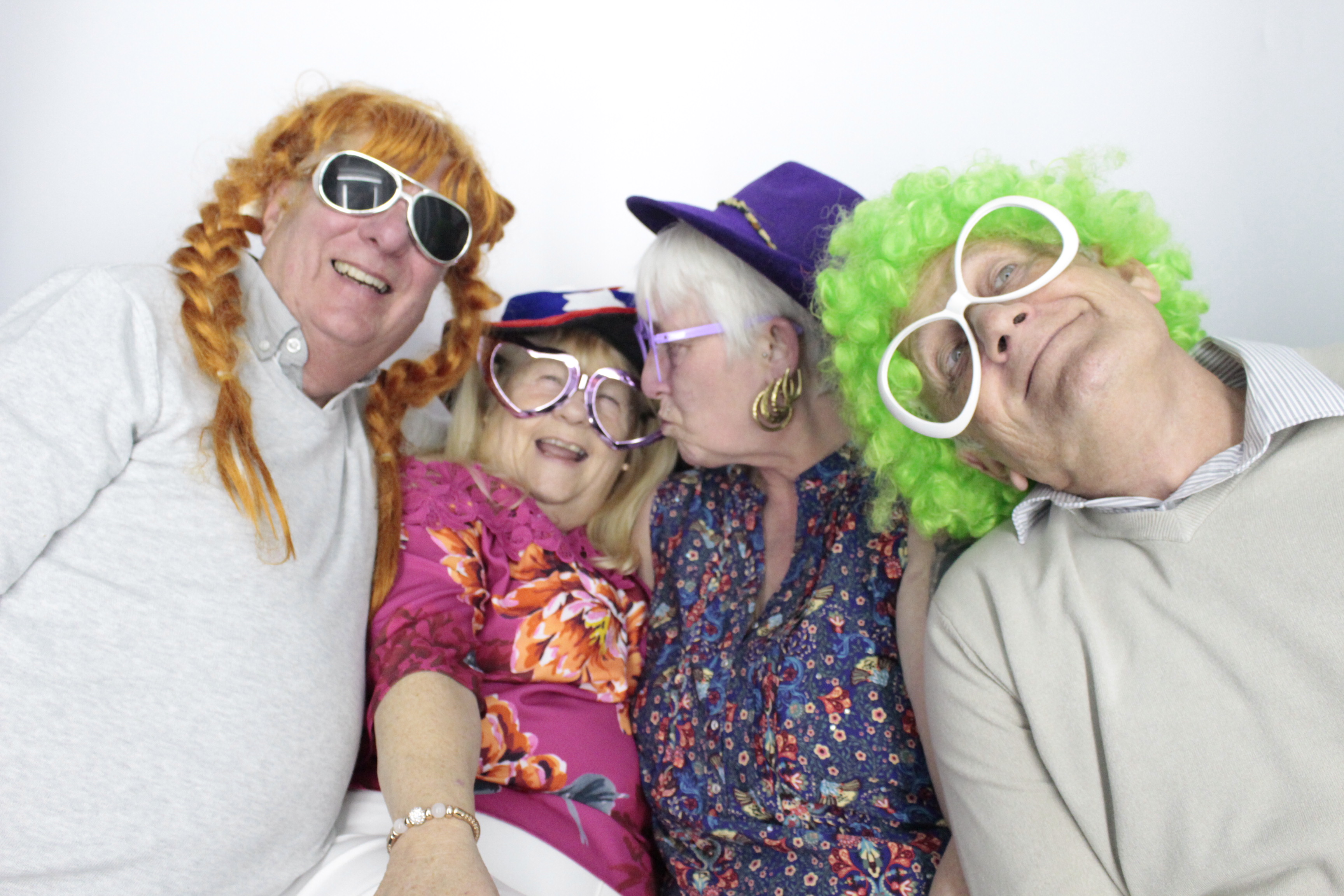 Mandy's 60th  Birthday Party | View more photos from the event at gallery.myphotoboothexperience.co.uk/u/MyPhotoBoothExperienceLtd/Mandys-60th-Birthday-Party